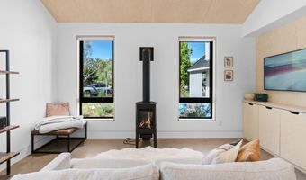 15 NW St Helens Pl # 1 & #2, Bend, OR 97703