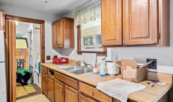 5 Higgins St, Augusta, ME 04330