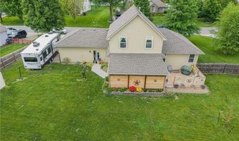 15417 Poplar St, Basehor, KS 66007