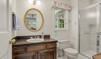 11 Tanglewood Dr, Danbury, CT 06811