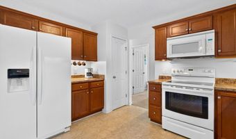 211 Courtland Dr, Angier, NC 27501