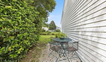 4 Lake Linden Pl, Bluffton, SC 29910