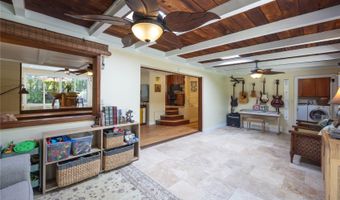 409 Wanaao Rd, Kailua, HI 96734
