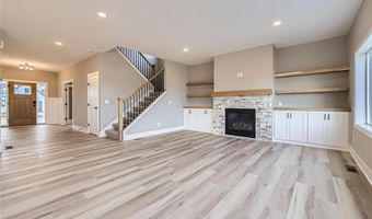 68 143rd Ave NW, Andover, MN 55304