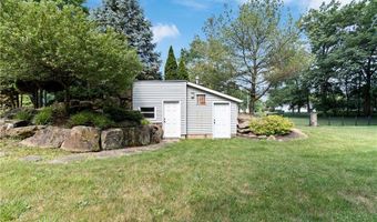 2351 Mallard Rd, Akron, OH 44319