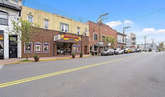 383 Navesink Ave, Atlantic Highlands, NJ 07716