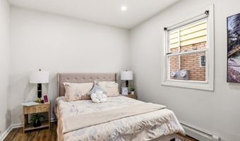 174 Orient St, Bayonne, NJ 07002