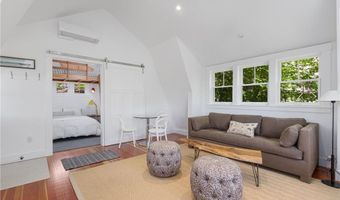 47 Longfellow Rd, Jamestown, RI 02835