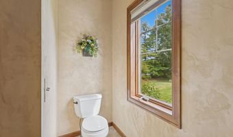 4920 N MEADE St, Appleton, WI 54913