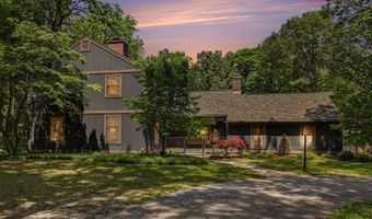 385 Greentree Ln NE, Ada, MI 49301