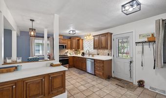 291 W Davis St, Bloomfield, IN 47424