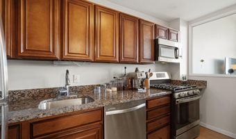 1200 N NASH St N 531, Arlington, VA 22209