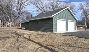 1142 Thomas Dr NE, Alexandria, MN 56308