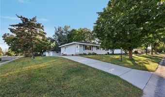 948 Norwood Ave, Anoka, MN 55303