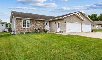 835 E Liberty St, Anamosa, IA 52205