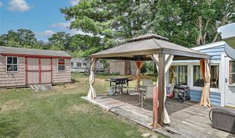 61 Reservoir Ave, Johnston, RI 02919