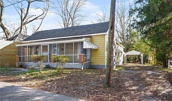 107 1st St, Barnesville, GA 30204