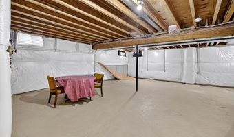 2 FOXFIELD Ct, Bear, DE 19701