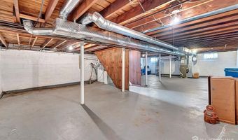 22 Berkshire St, Avenel, NJ 07001