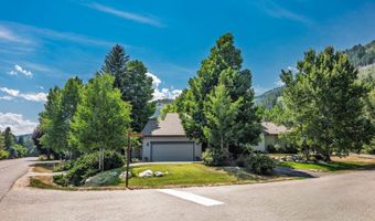 860 Deer Blvd, Avon, CO 81620