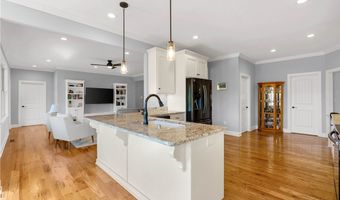 110 Clearview Dr, Abbeville, SC 29620