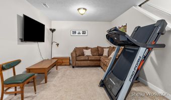 9430 Whitneyville Ave SE, Alto, MI 49302