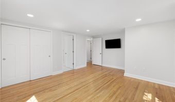 5 Lee Rd, Barrington, RI 02806
