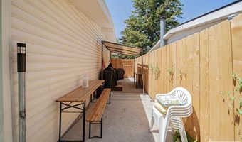 1685 Dennis St, Blackfoot, ID 83221