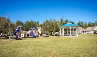 13076 Pine Valley Ln, Biloxi, MS 39532