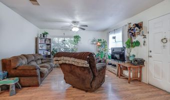 2575 Holly St, Anderson, CA 96007