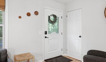 323 PALMER Rd, Basye, VA 22810