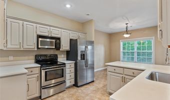 2603 SW 8th St, Bentonville, AR 72712
