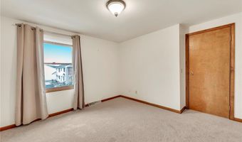 571 Burroughs Dr, Amherst, NY 14226