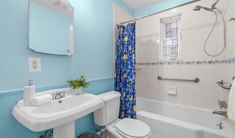 6005 ANNISTON Rd, Bethesda, MD 20817