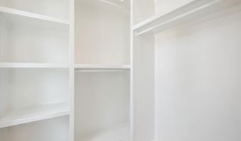 10033 CLUE Dr, Bethesda, MD 20817
