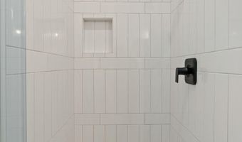 1185 NW Singleton Pl, Bend, OR 97703