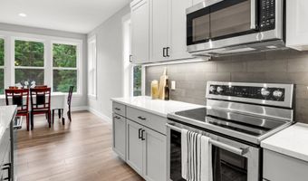 37330 LABISKE Ln, Astoria, OR 97103