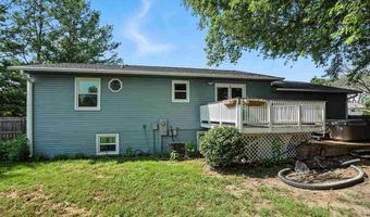 200 Juniper Ct, North Liberty, IA 52317
