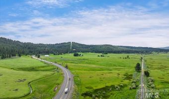 11 Stonebraker Ln, Cascade, ID 83611