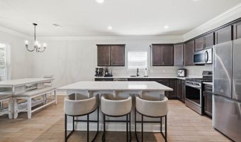 880 Leeward Dr, Biloxi, MS 39532
