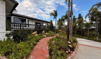 1677 S Hill Ave, Fallbrook, CA 92028