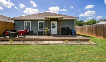 1105 S Fannin St, Alvarado, TX 76009