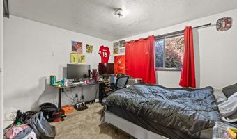 1208 Iowa St, Ashland, OR 97520