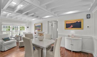 15 Harwood Rd, East Greenwich, RI 02818