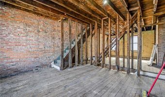 431 E Carson St, Airville, PA 15203