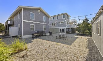 21 E 9th St, Barnegat Light, NJ 08006