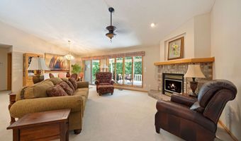 10 Fyne Ln, Bella Vista, AR 72715