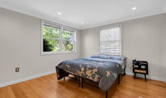 3 N Smith St N, Avenel, NJ 07001