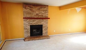 1545 Greenfield Crossing Ct, Ballwin, MO 63021