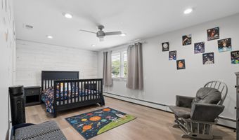 24 Jubilee Cir, Aberdeen, NJ 07747